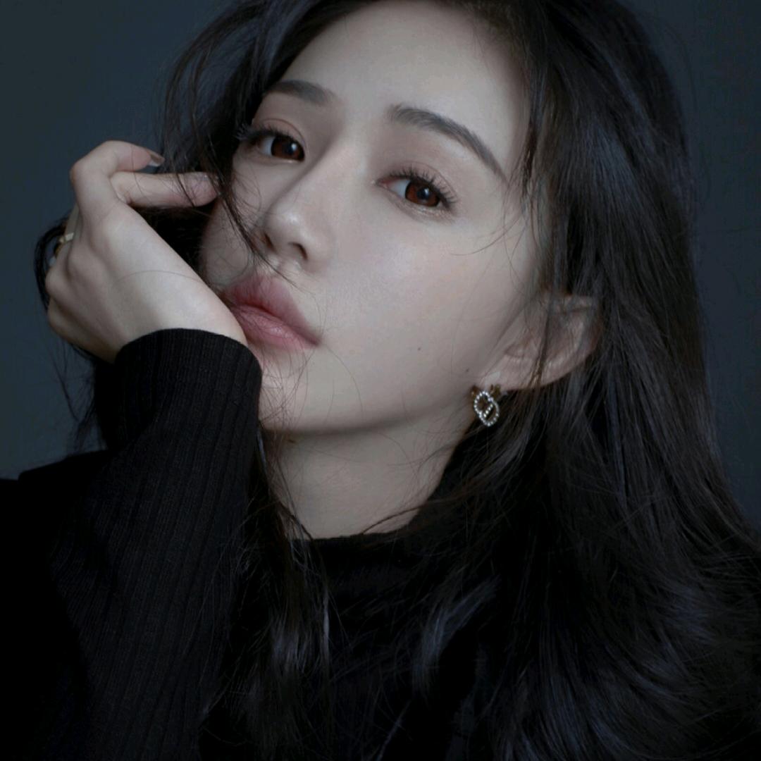 玲 子