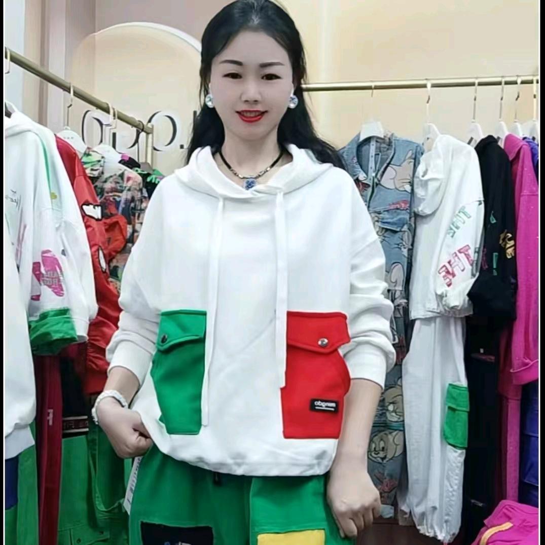 芳芳潮牌女装