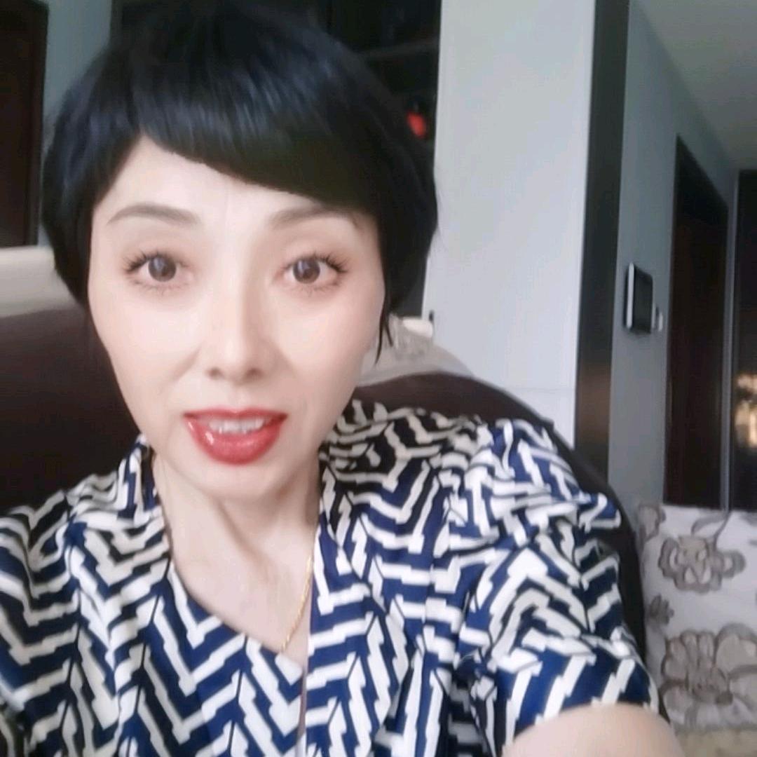 云破月来