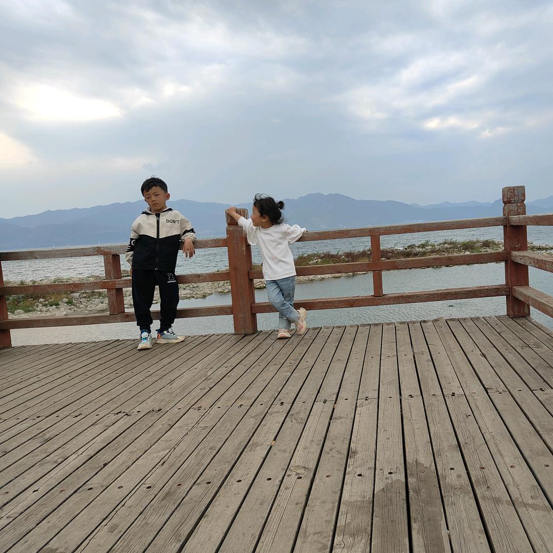 累了(ง •̀_•́)ง谁心疼