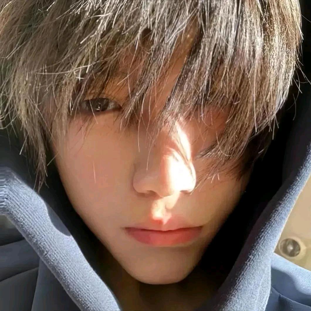 𝓝.莱莱（散养语音主播）