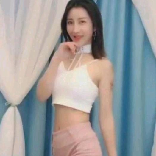 啦啦高端服饰