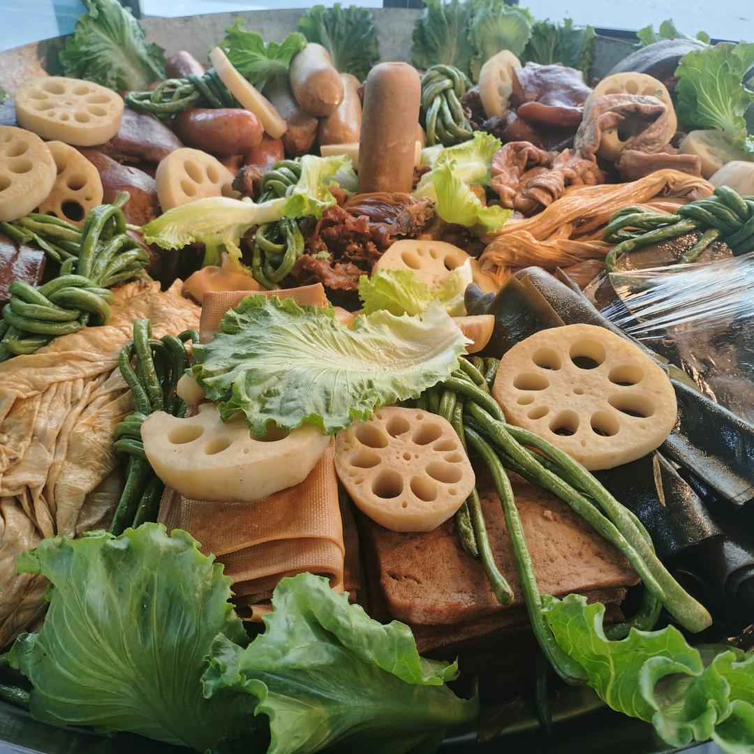 鸿宾大锅卤菜（鲁山首家）