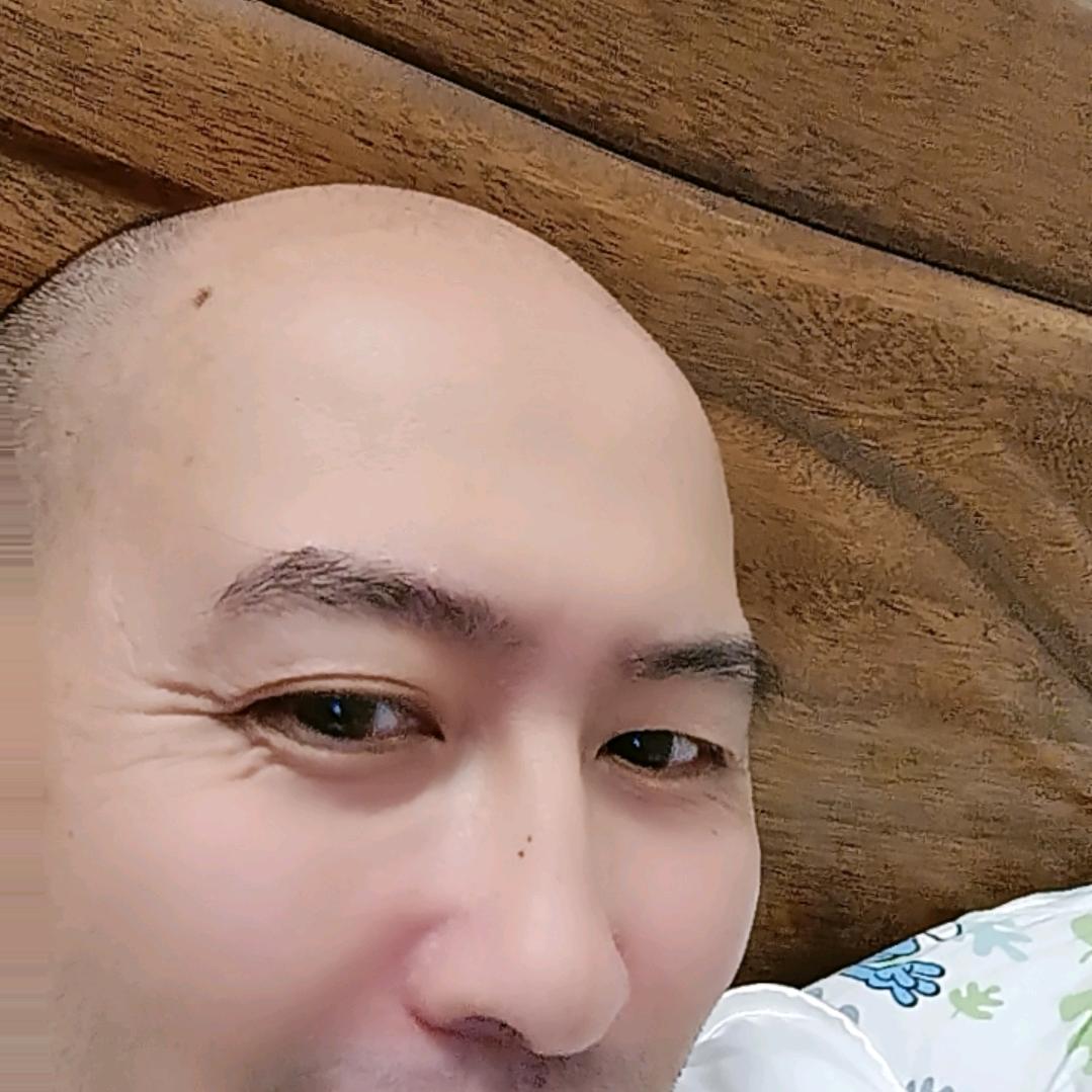 光头哥当年也有头发