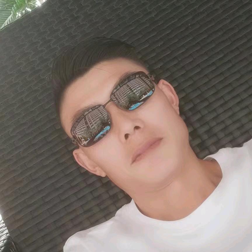 四哥🌈阿龙