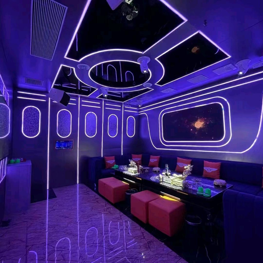 商k娱乐队长啊强