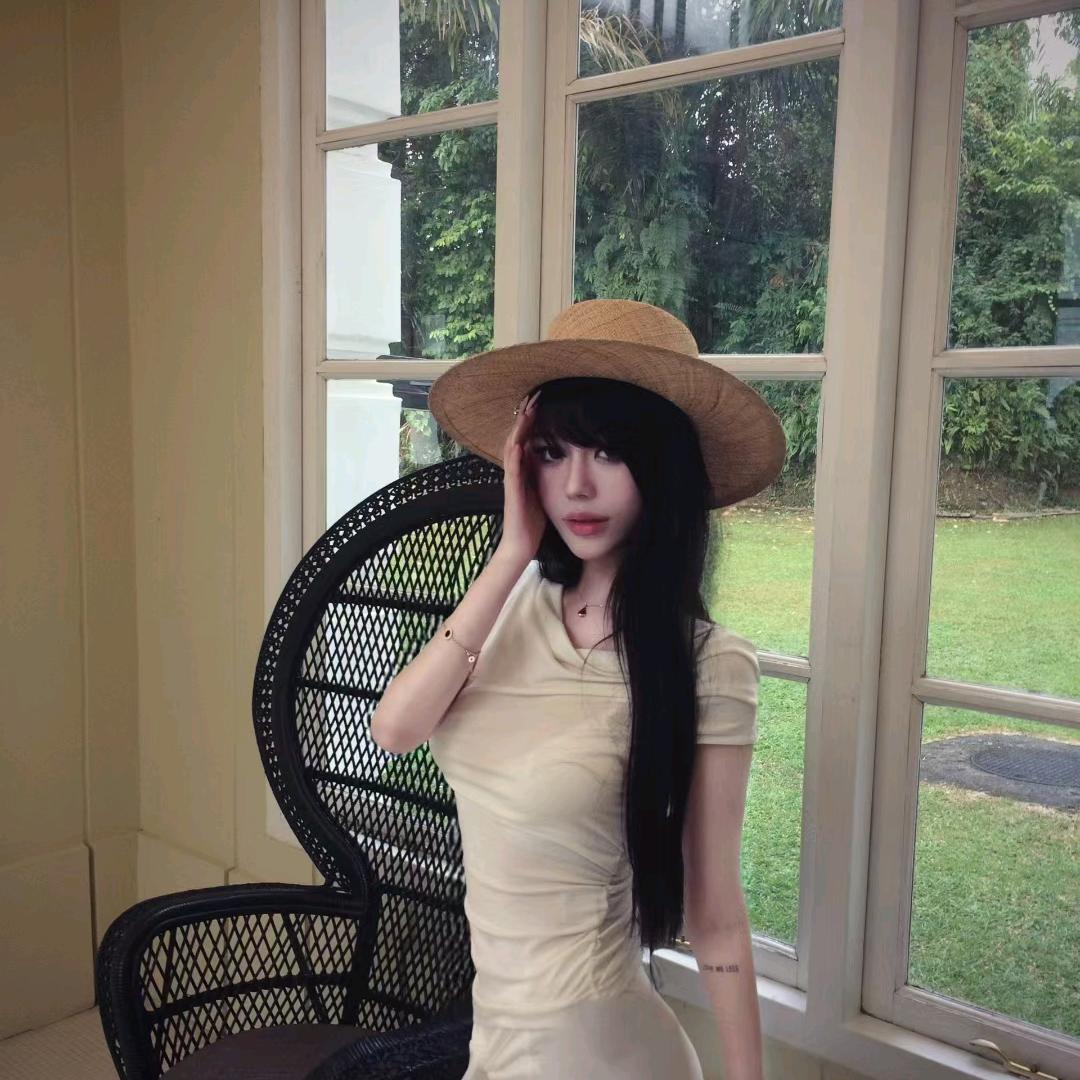 爱购物的芽芽🐬