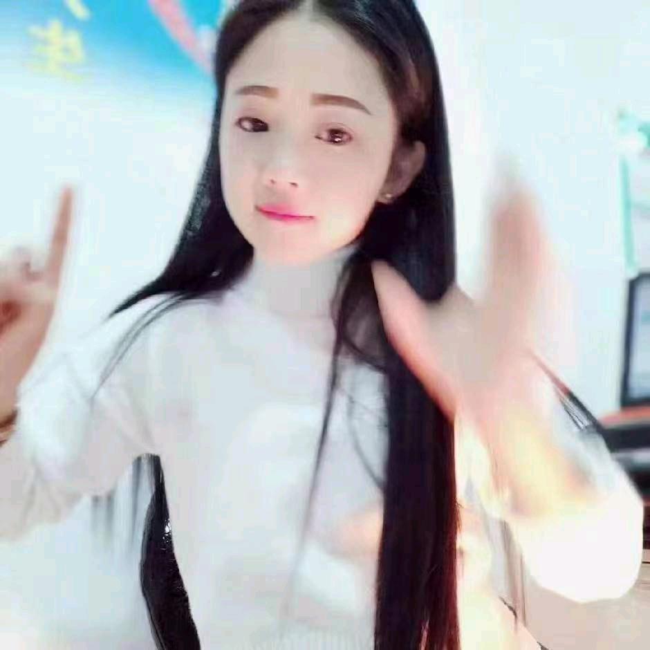 滕阿姨，在仁怀鲁班金科足球彩票店上班的
