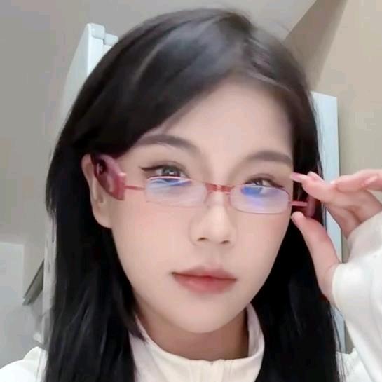 咏丽眼镜
