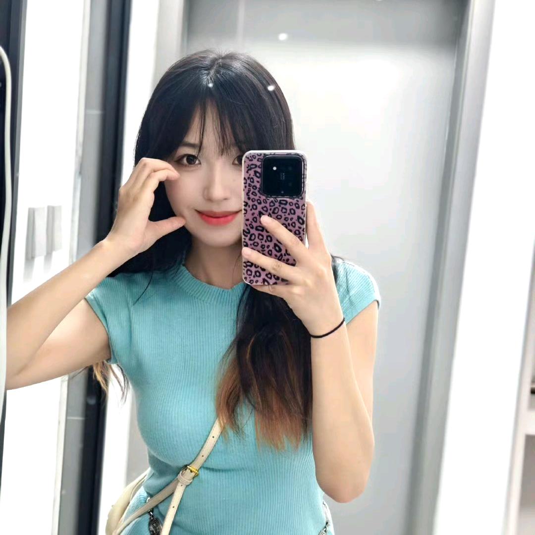 珊珊也在这儿