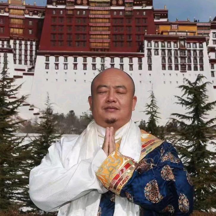 许多多