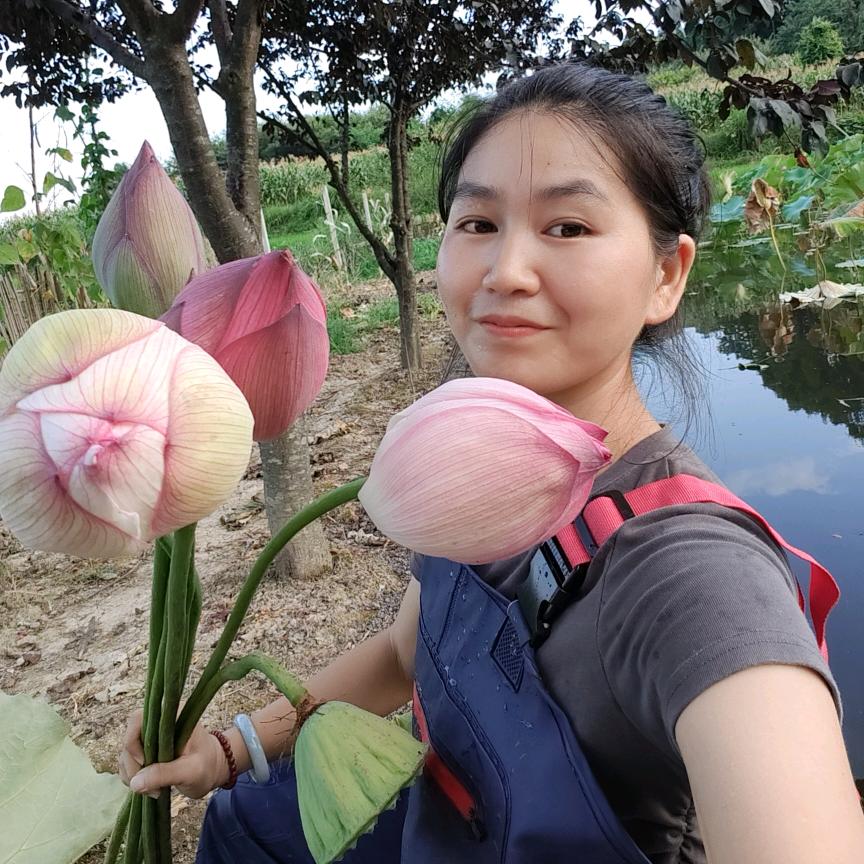 岑巩县医院托育  小    张    ❤