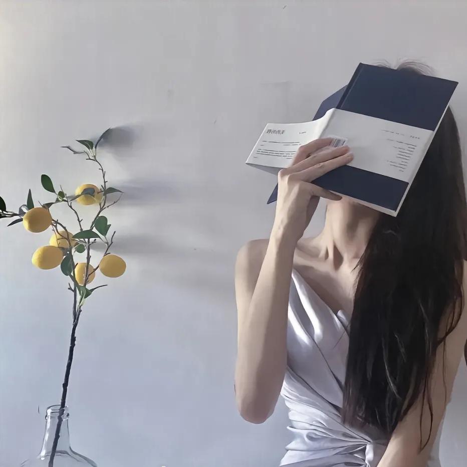 এ᭄ོ岁月🍂浅浅ృ༊: