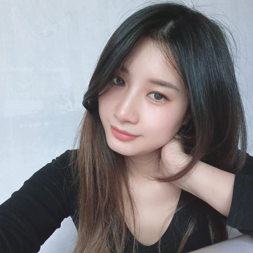 七月，