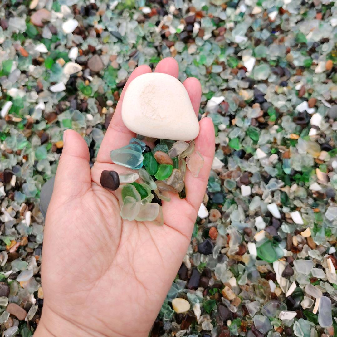 爱看短剧的彩虹头像