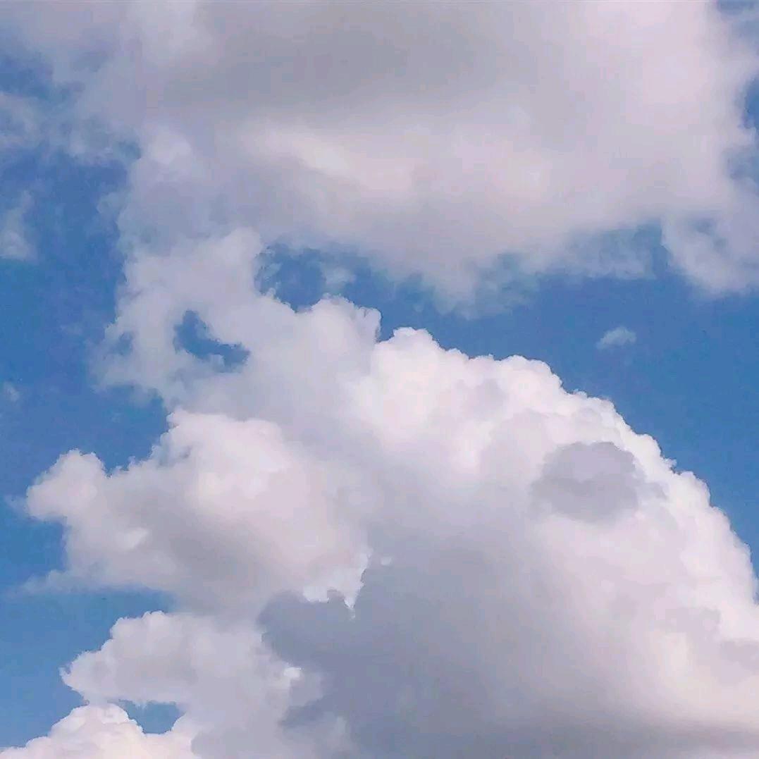 篮天白云.