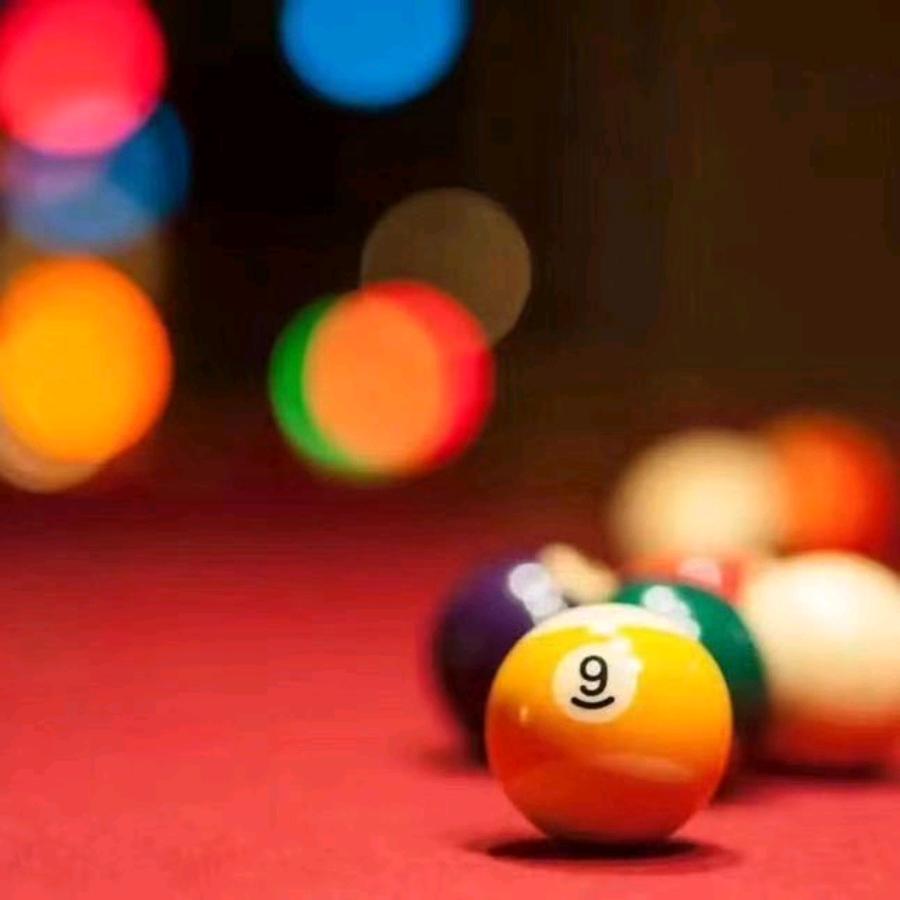 爱尚台球胡庆培