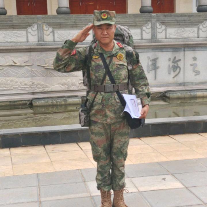 浪穹白子，和某