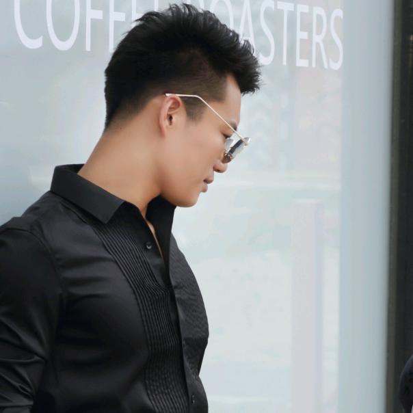 洪宇