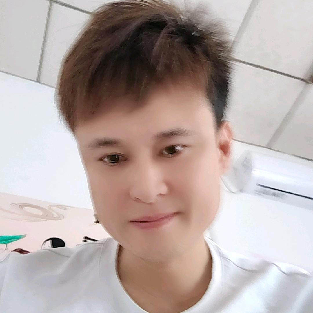 AA晓龍