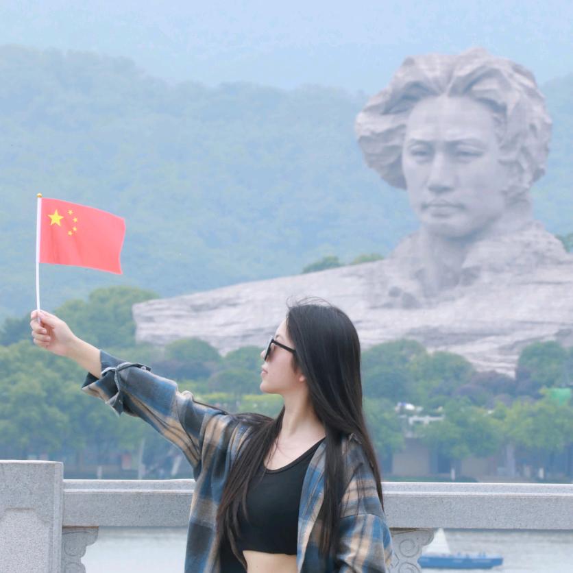 小美到处跑