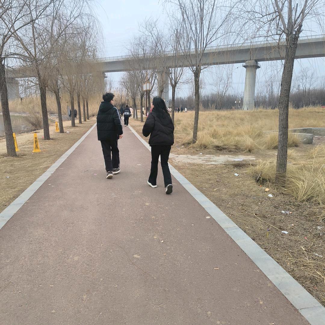 戏谜范姐（拒绝连赞.拒绝私聊）