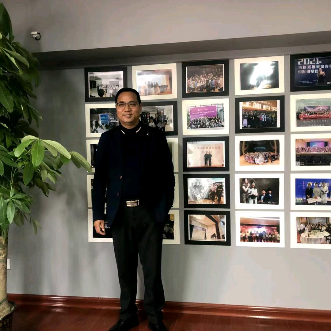 吉他架子鼓老师