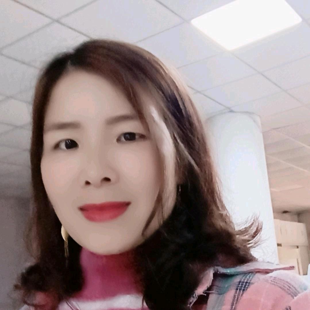 芳芳@幸福家私城，