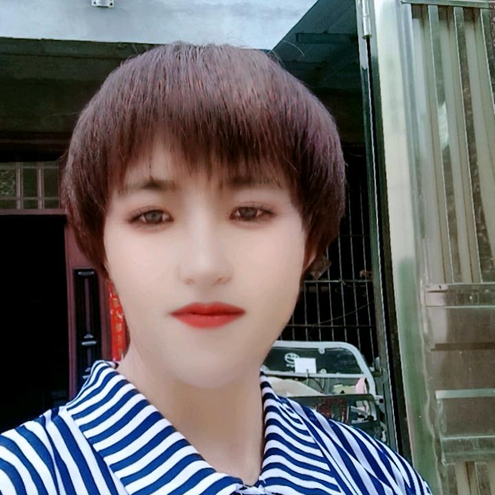 李英