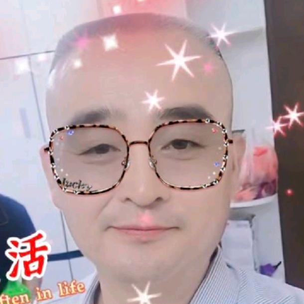 四所楼烧鸡哥头像