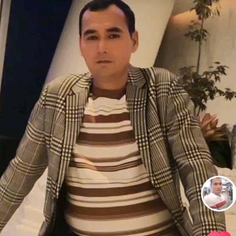 艾尼瓦服装批发