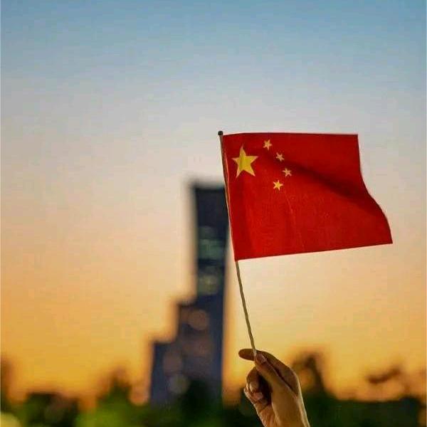 富锦市穆丝美容院~鑫鑫