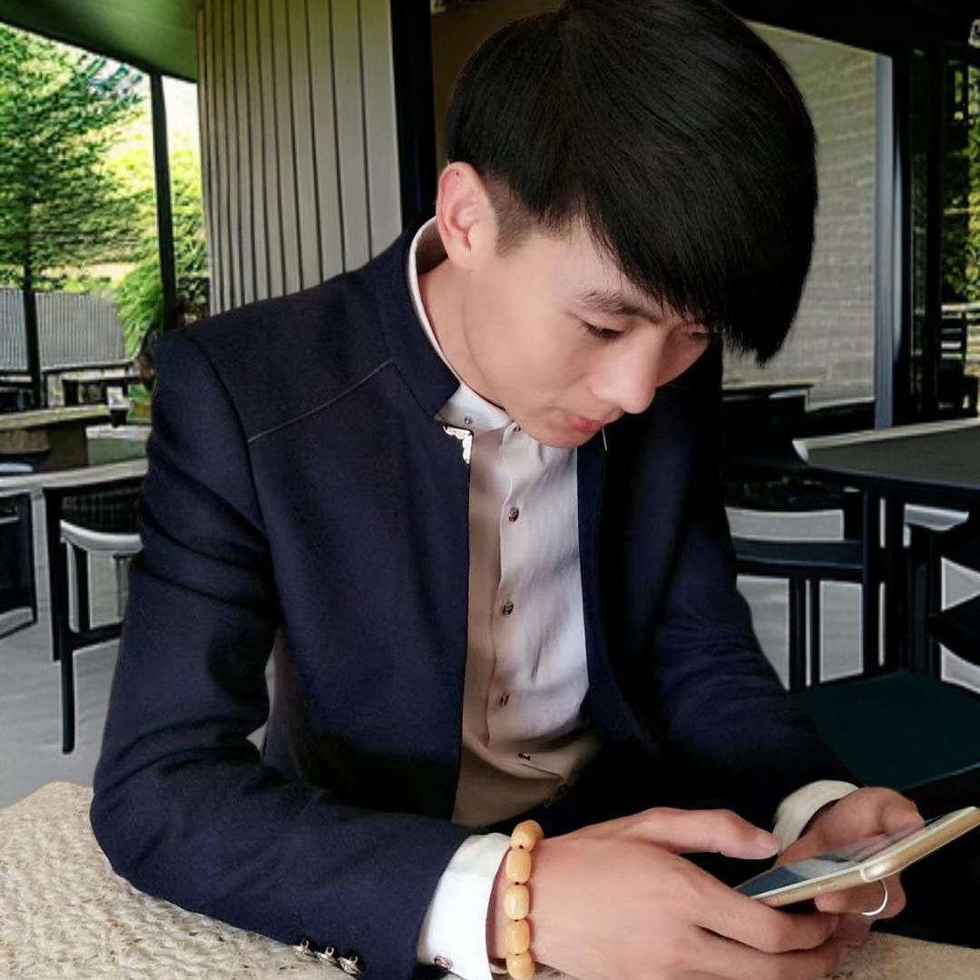 Mr. Zhang-鸿