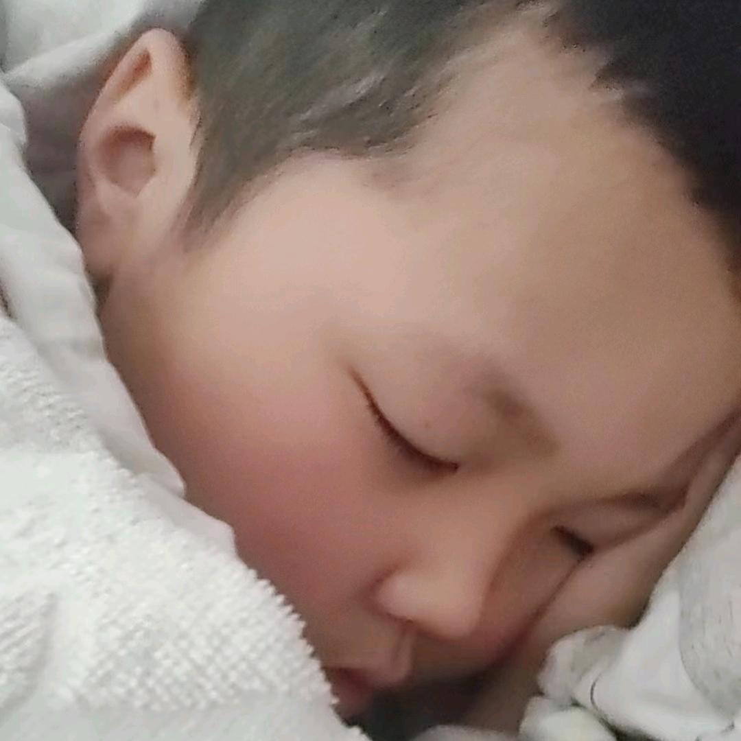 爱玩美（新建中心店）