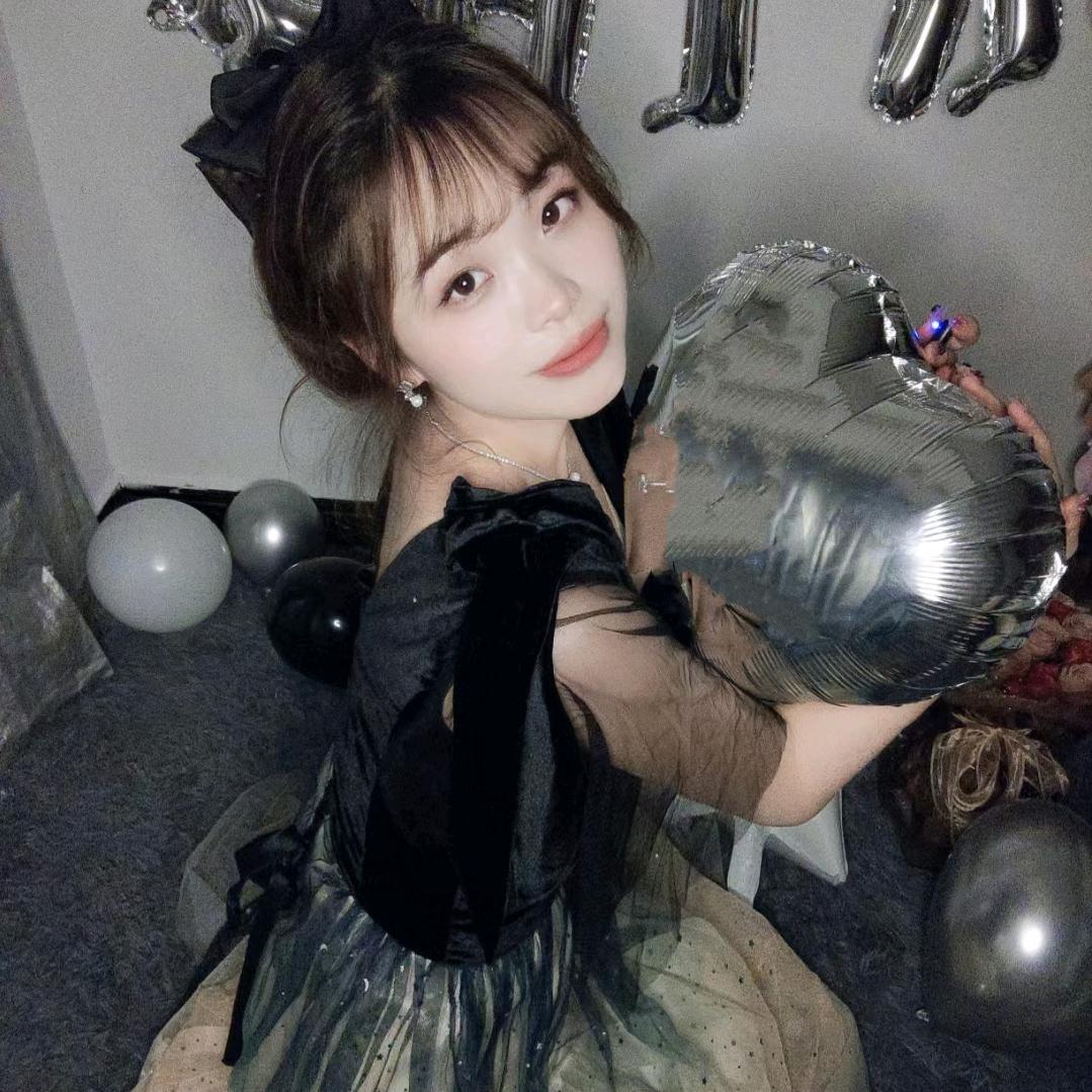 雯子阿女装