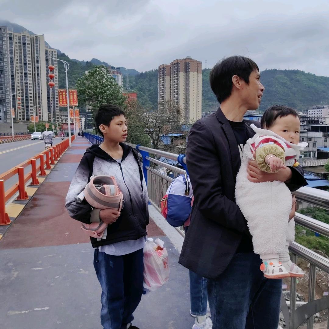 单亲爸爸