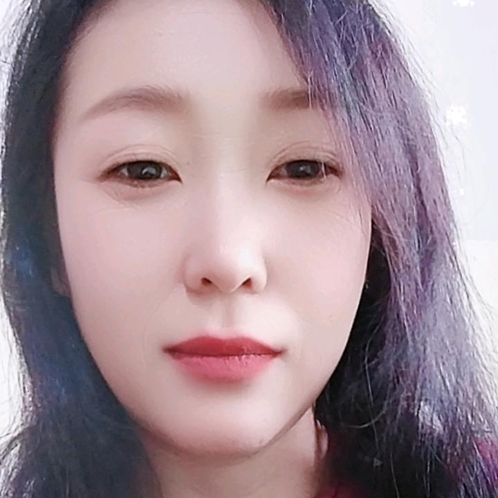 春暖花开 *＾◎＾*