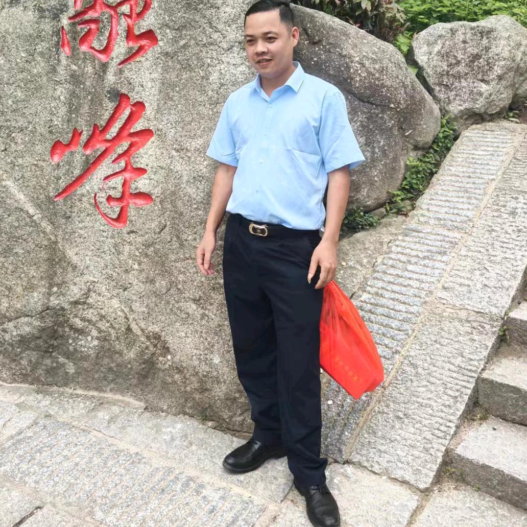 黎村覃记老二肉鸡销售、鸡中