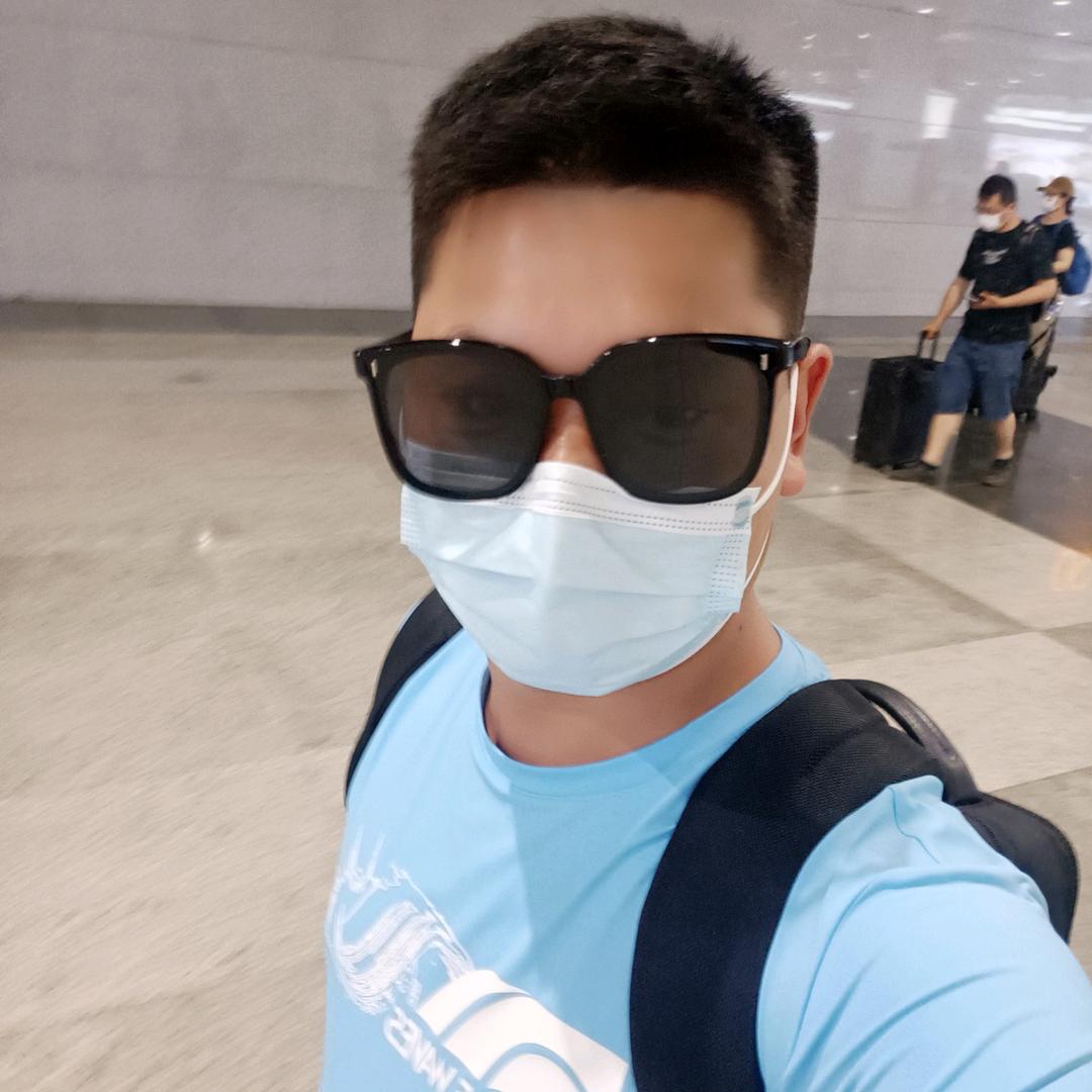 小杰爱钓鱼