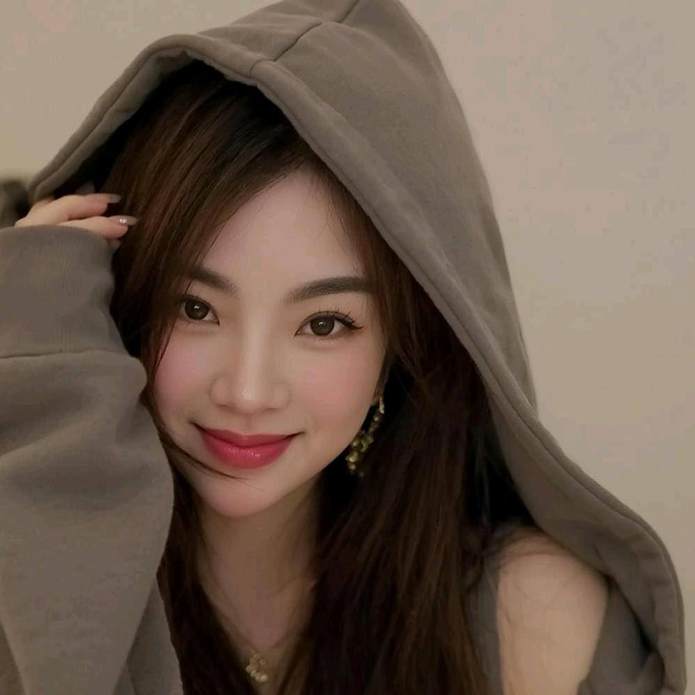 三妹。     🪴