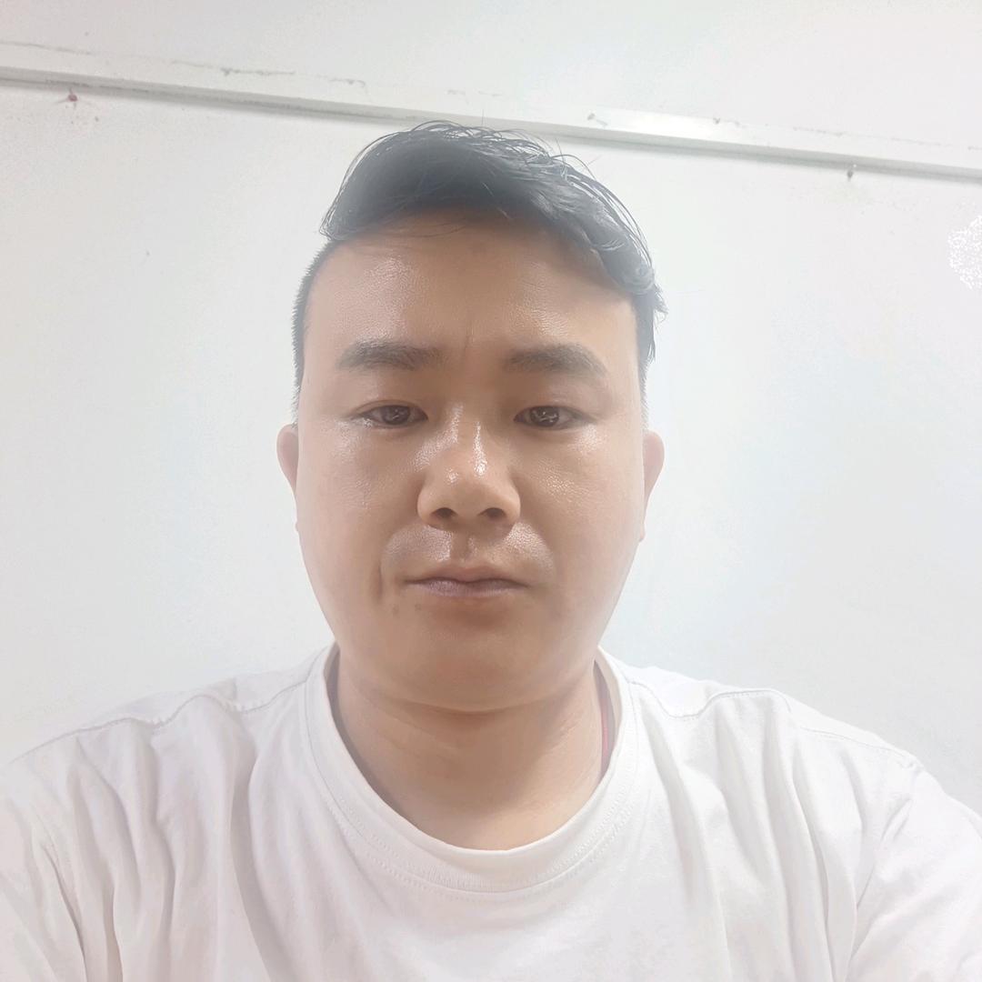 阿龍
