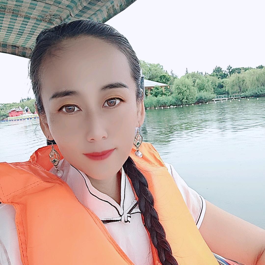 雨姐爱玩游戏