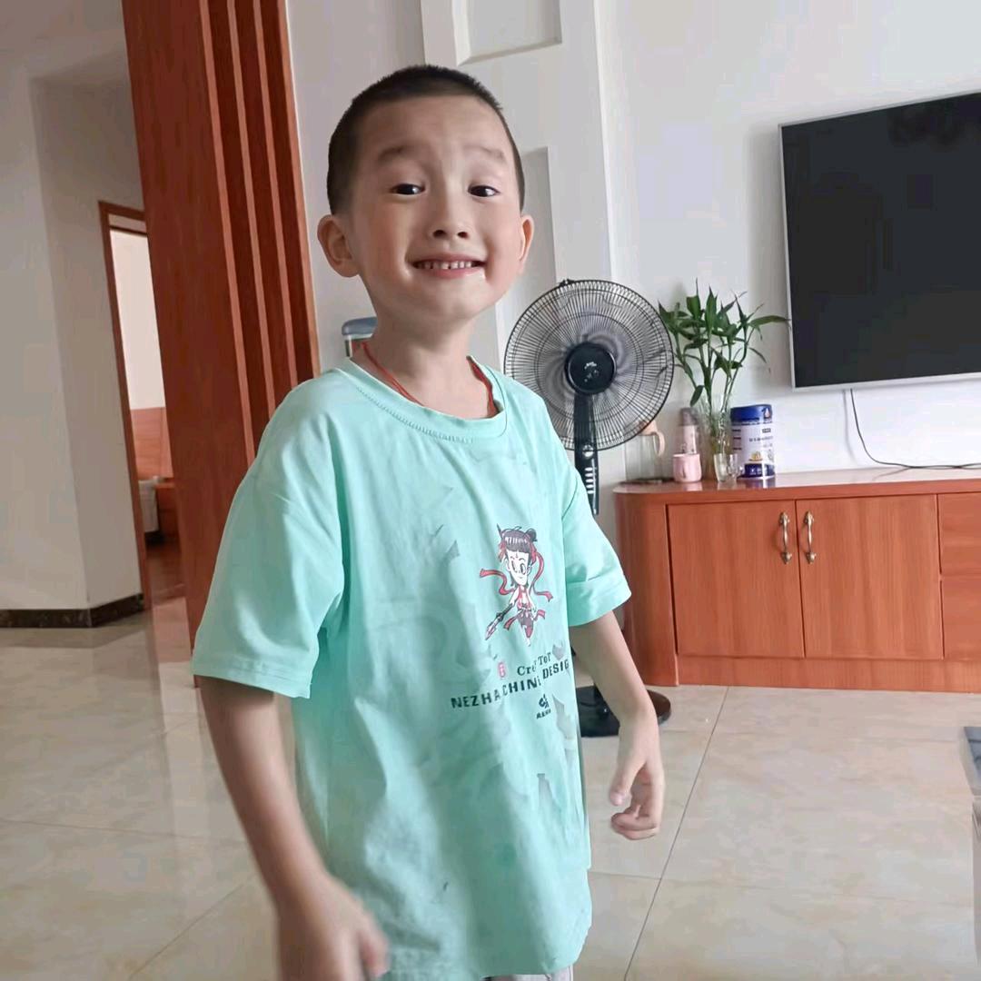 黄梓添