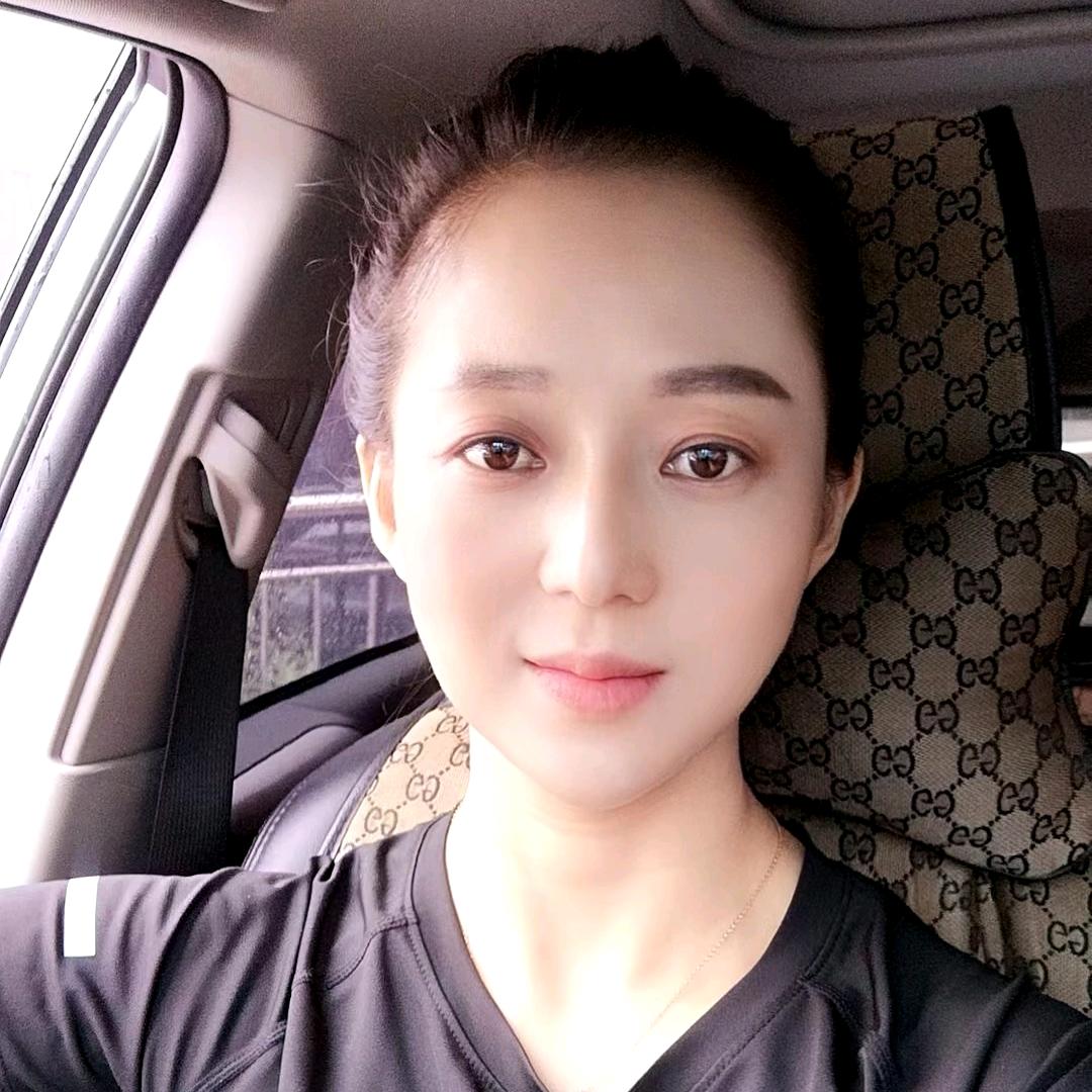 府谷小萍
