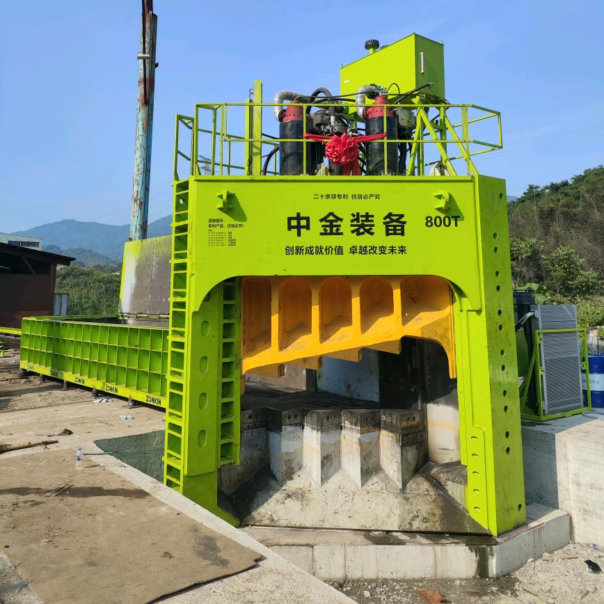 中金多刀剪-甘鹏