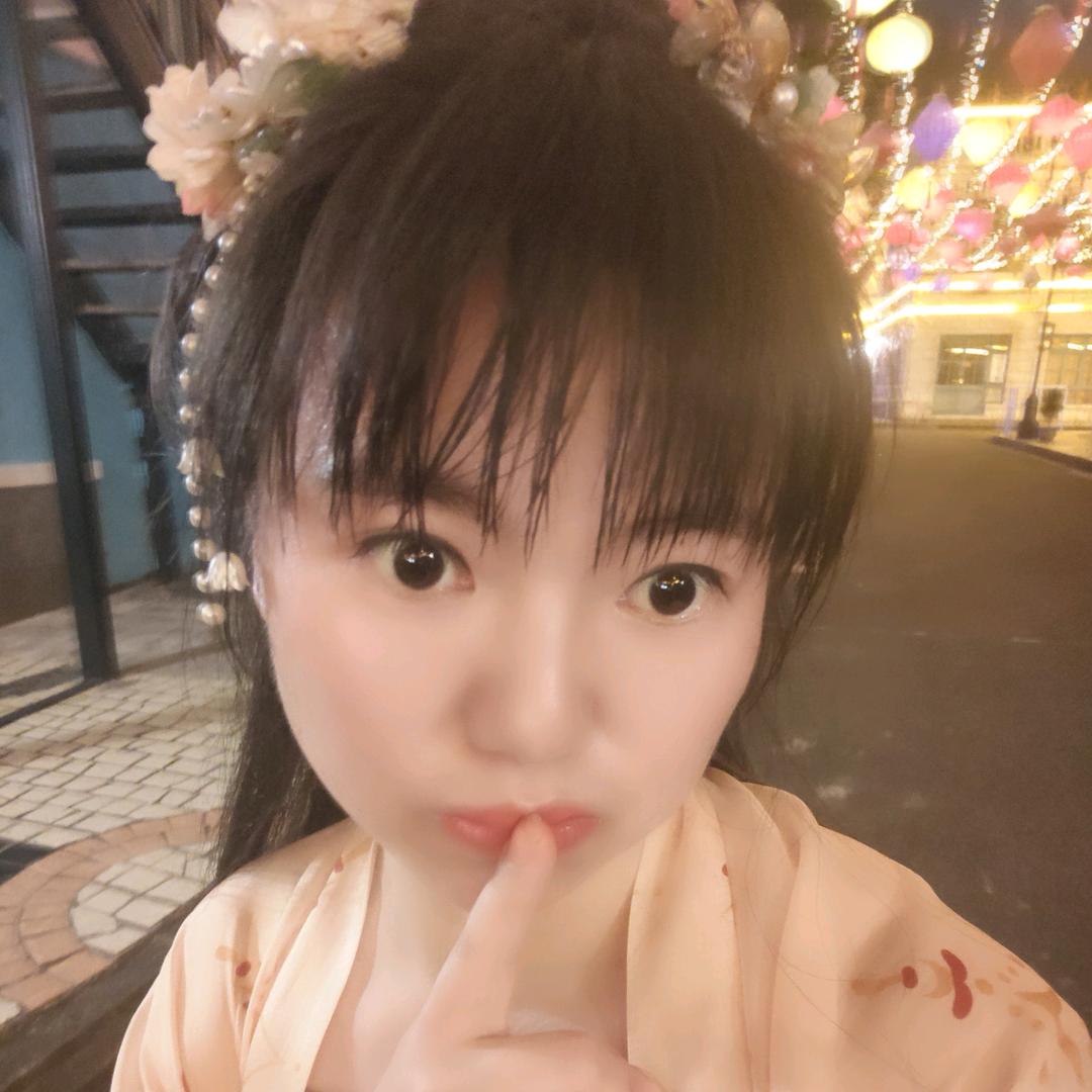 潇素素