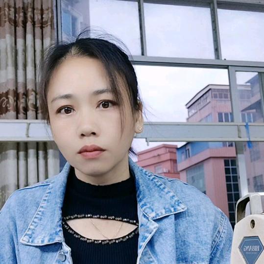 🌸🌸小莫🥀এ᭄ꦿོ࿐