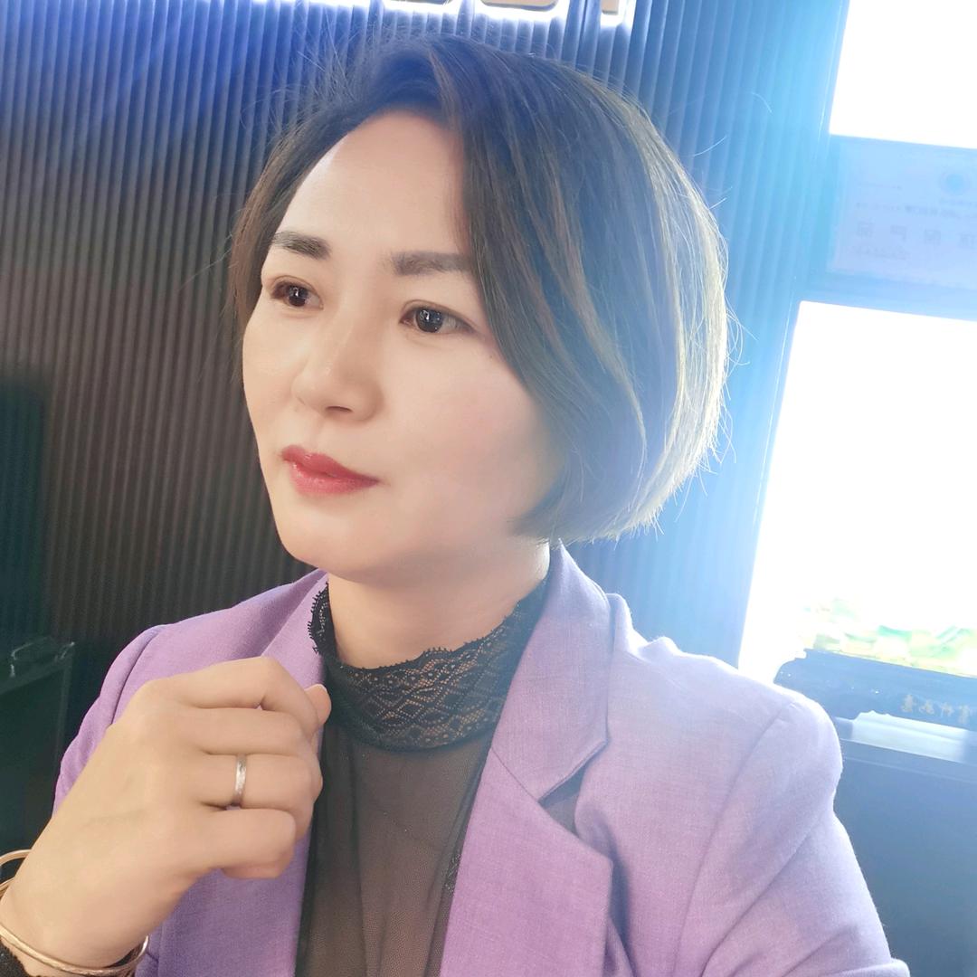 我是芳芳姐