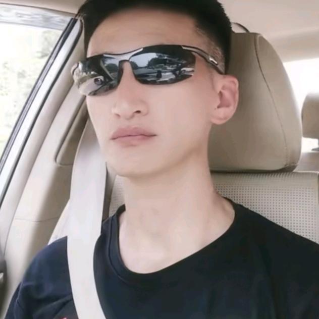 （小龙广汽修）梁大银