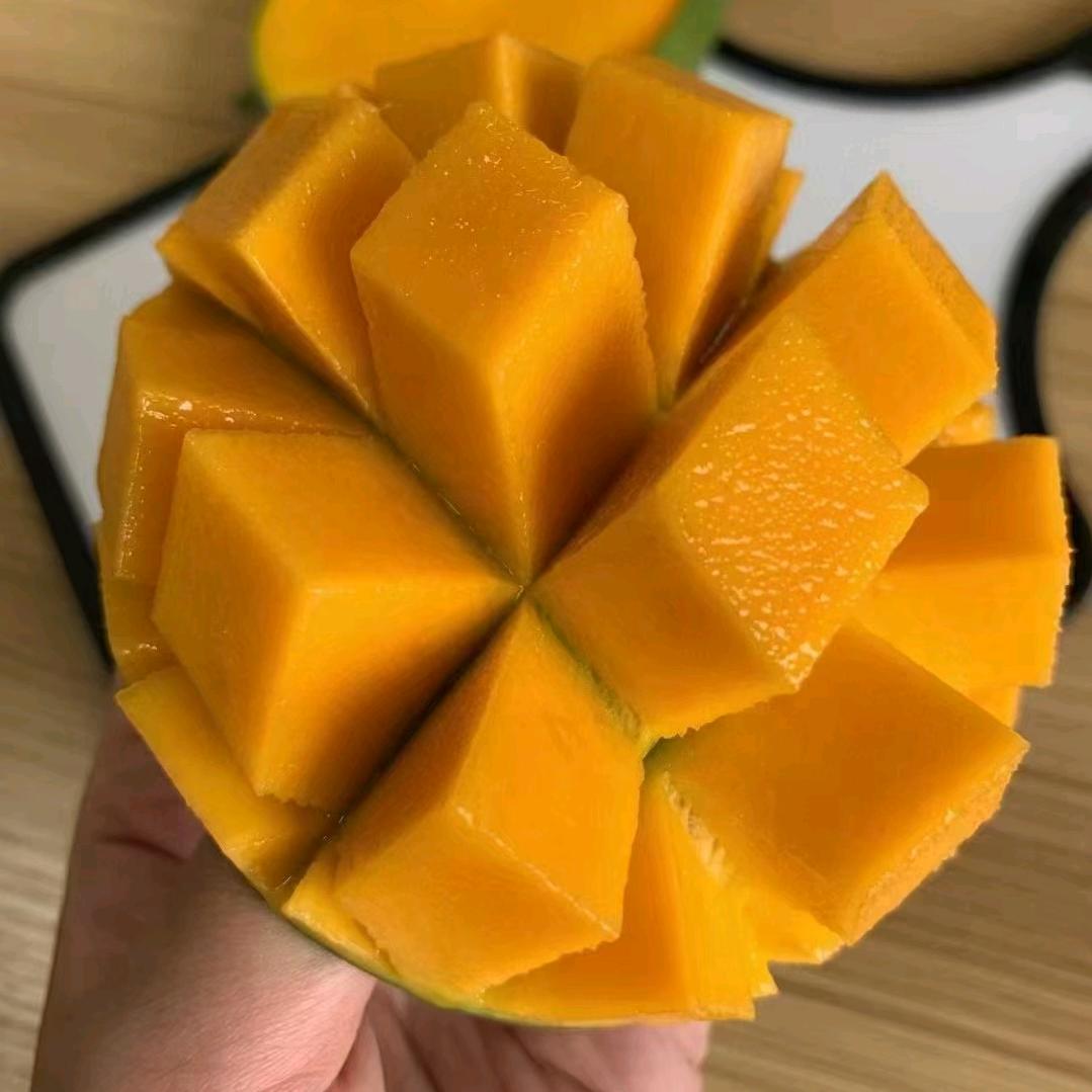 三亚天涯蜜甜园热带水果店